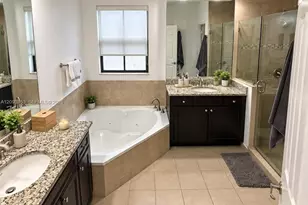 8830 NW 101st Pl, Doral, FL 33178 - Photo 27