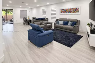 8830 NW 101st Pl, Doral, FL 33178 - Photo 5