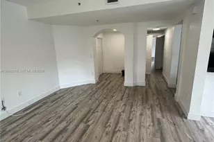 8833 NW 107 Ct, Doral, FL 33178 - Photo 1
