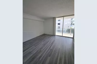 5085 NW 7th St #403, Miami, FL 33126 - Photo 5