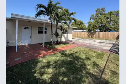 991 E 20th St, Hialeah, FL 33013 - Photo 1