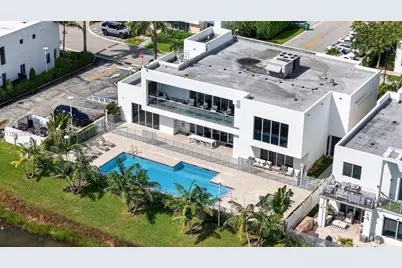 10370 NW 67th Ter, Doral, FL 33178 - Photo 57