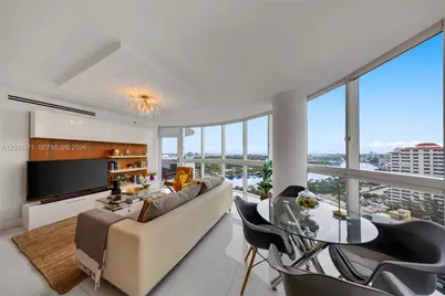 6301 Collins Ave #2107, Miami Beach, FL 33141 - Photo 9