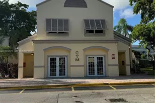 8290 Lake Dr, Doral, FL 33166 - Photo 11