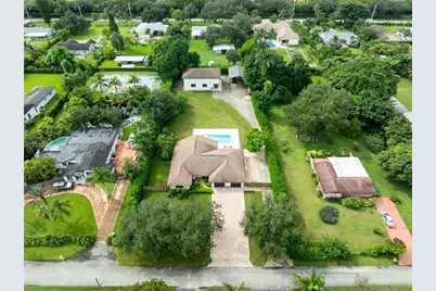 14390 SW 24th St, Davie, FL 33325 - Photo 59