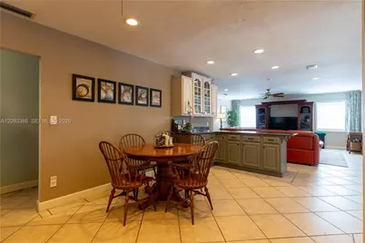 9761 SW 123rd St, Miami, FL 33176 - Photo 17