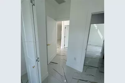 19527 SW 325th Ln, Homestead, FL 33030 - Photo 13