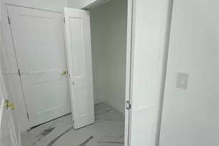 19527 SW 325th Ln, Homestead, FL 33030 - Photo 13