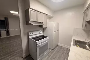 16000 NW 17th Ct, Miami Gardens, FL 33054 - Photo 11