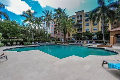 19555 E Country Club Dr #8202, Aventura, FL 33180 - Photo 23