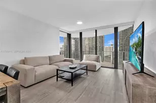 1000 Brickell Plaza, Miami, FL 33131 - Photo 17