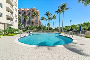 90 Edgewater Dr, Coral Gables, FL 33133 - Photo 13