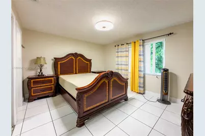 310 NW 25th Ct, Pompano Beach, FL 33064 - Photo 11