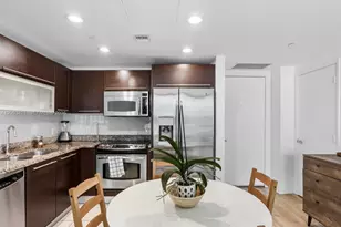 950 Brickell Bay Dr, Miami, FL 33131 - Photo 3