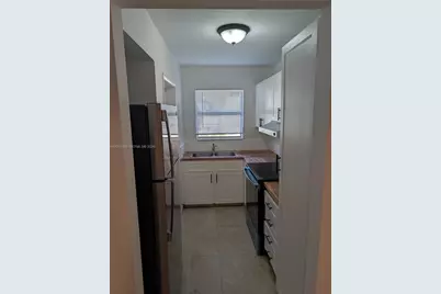 270 Layne Blvd #202, Hallandale Beach, FL 33009 - Photo 5