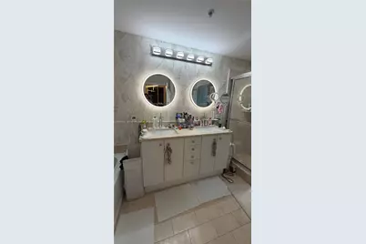 79 SW 12th St #1703-S, Miami, FL 33130 - Photo 11