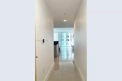 253 NE 2nd St #2506, Miami, FL 33132 - Photo 21