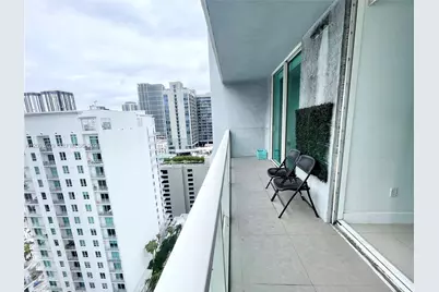 253 NE 2nd St #2506, Miami, FL 33132 - Photo 5