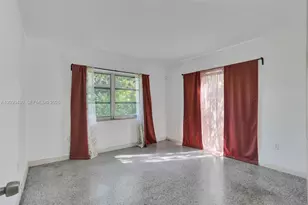 18500 NE 23rd Ct, Miami, FL 33180 - Photo 13