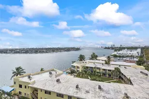 900 Bay Dr, Miami Beach, FL 33141 - Photo 1