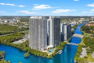 16385 Biscayne Blvd, North Miami Beach, FL 33160 - Photo 1