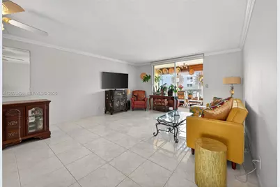 610 NE 12th Ave #602, Hallandale Beach, FL 33009 - Photo 3