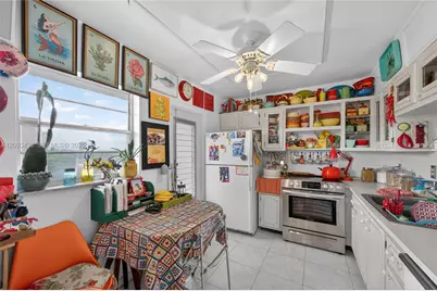 610 NE 12th Ave #602, Hallandale Beach, FL 33009 - Photo 9