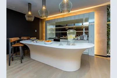 1000 Brickell Plz #4104, Miami, FL 33131 - Photo 27