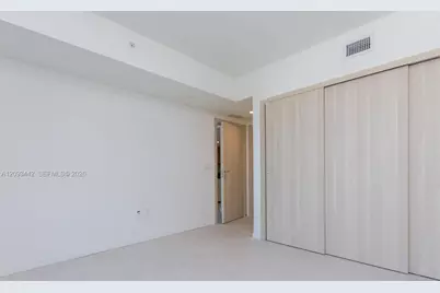 1000 Brickell Plz #4104, Miami, FL 33131 - Photo 25