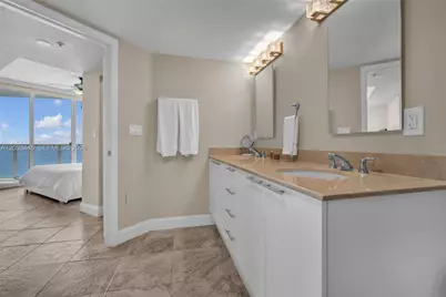16699 Collins Ave #3010, Sunny Isles Beach, FL 33160 - Photo 23
