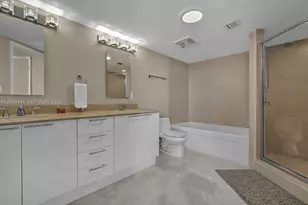 16699 Collins Ave, Sunny Isles Beach, FL 33160 - Photo 17
