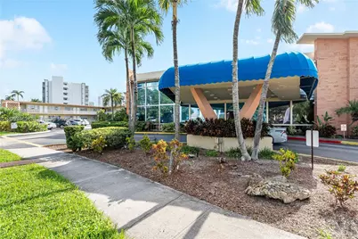26 Diplomat Pkwy #2390, Hallandale Beach, FL 33009 - Photo 13