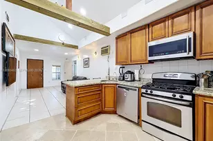4433 NW 22nd Ct, Miami, FL 33142 - Photo 25