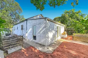 4433 NW 22nd Ct, Miami, FL 33142 - Photo 43