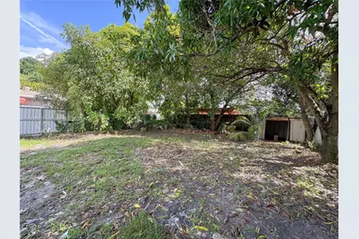 3630 NW 98th St, Miami, FL 33147 - Photo 29