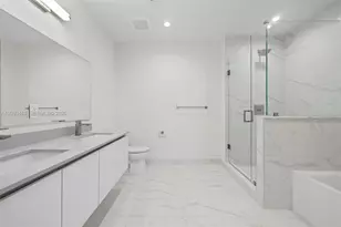 101 Diplomat Pkwy, Hallandale Beach, FL 33009 - Photo 25