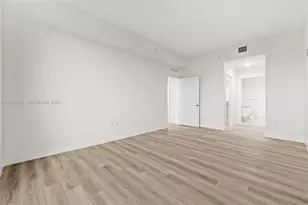 101 Diplomat Pkwy, Hallandale Beach, FL 33009 - Photo 15