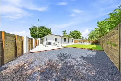8031 SW 97th Ave, Miami, FL 33173 - Photo 25