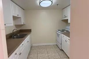 915 NW 1st Ave, Miami, FL 33136 - Photo 5
