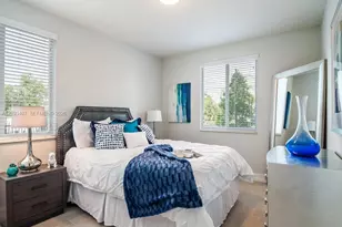 833 SW 13th Ct, Miami, FL 33135 - Photo 5