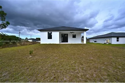 4107 13 St SW, Lehigh Acres, FL 33976 - Photo 7