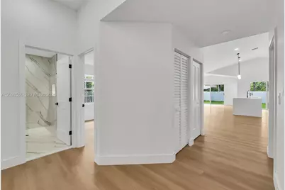 16 Gables Blvd, Weston, FL 33326 - Photo 5