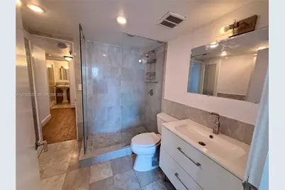 800 N Miami Ave #E-1008, Miami, FL 33136 - Photo 13