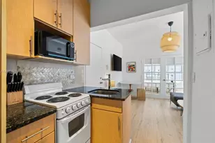 227 1st St, Miami Beach, FL 33139 - Photo 9