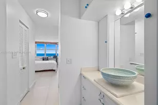 2201 S S Ocean Dr, Hollywood, FL 33019 - Photo 23