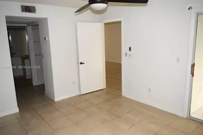 2640 SE 19th Ct #201-D, Homestead, FL 33035 - Photo 17