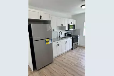 3123 NW 22nd Ct #D, Miami, FL 33142 - Photo 3