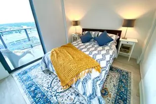 121 NE 34th St, Miami, FL 33137 - Photo 13