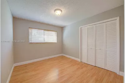 165 Lakeview Dr #201, Weston, FL 33326 - Photo 11