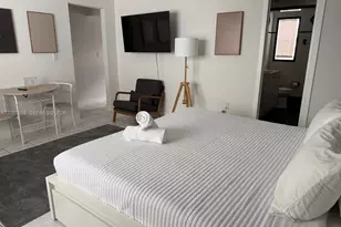 7611 Harding Ave, Miami Beach, FL 33141 - Photo 3